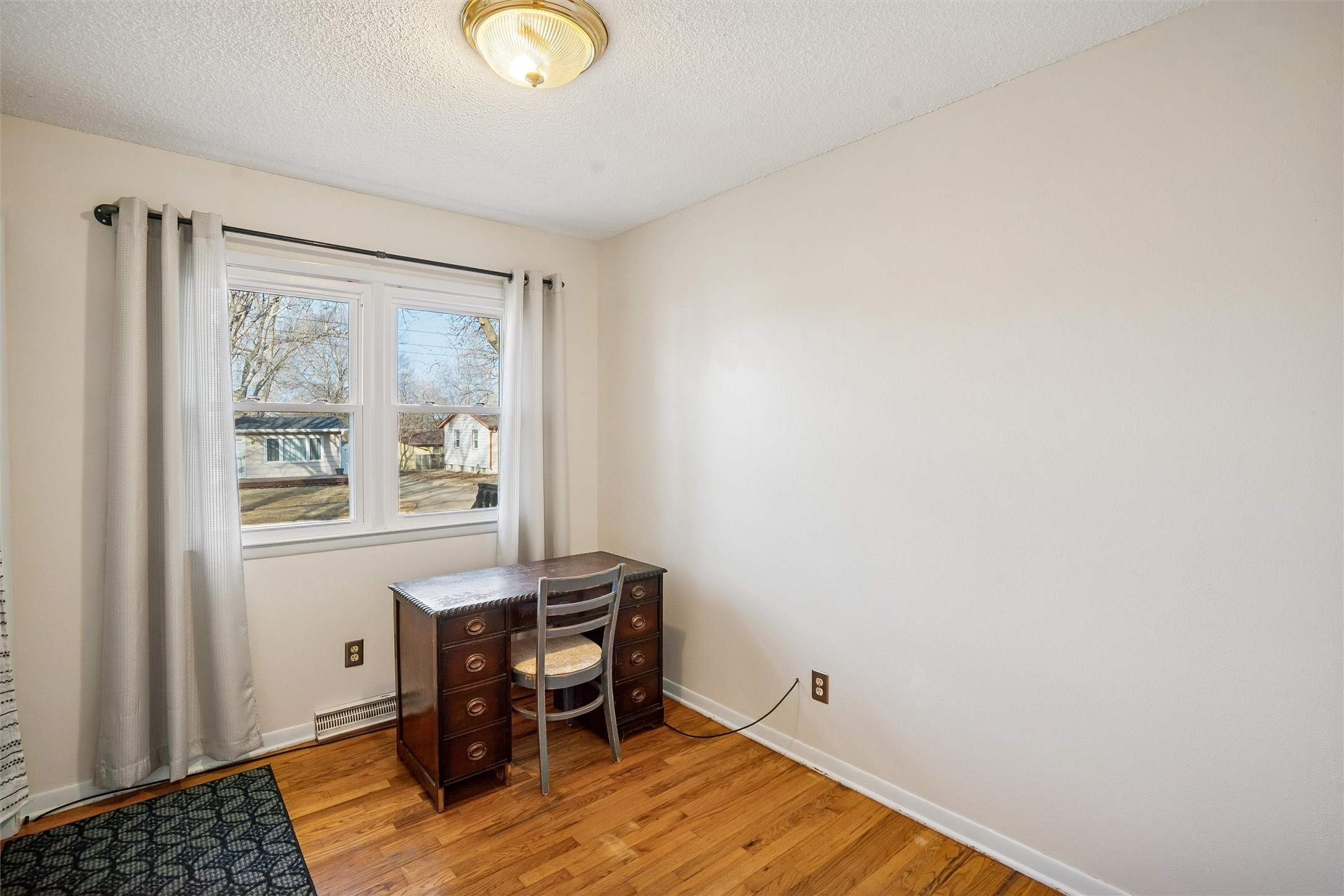 3513 E 38th Court