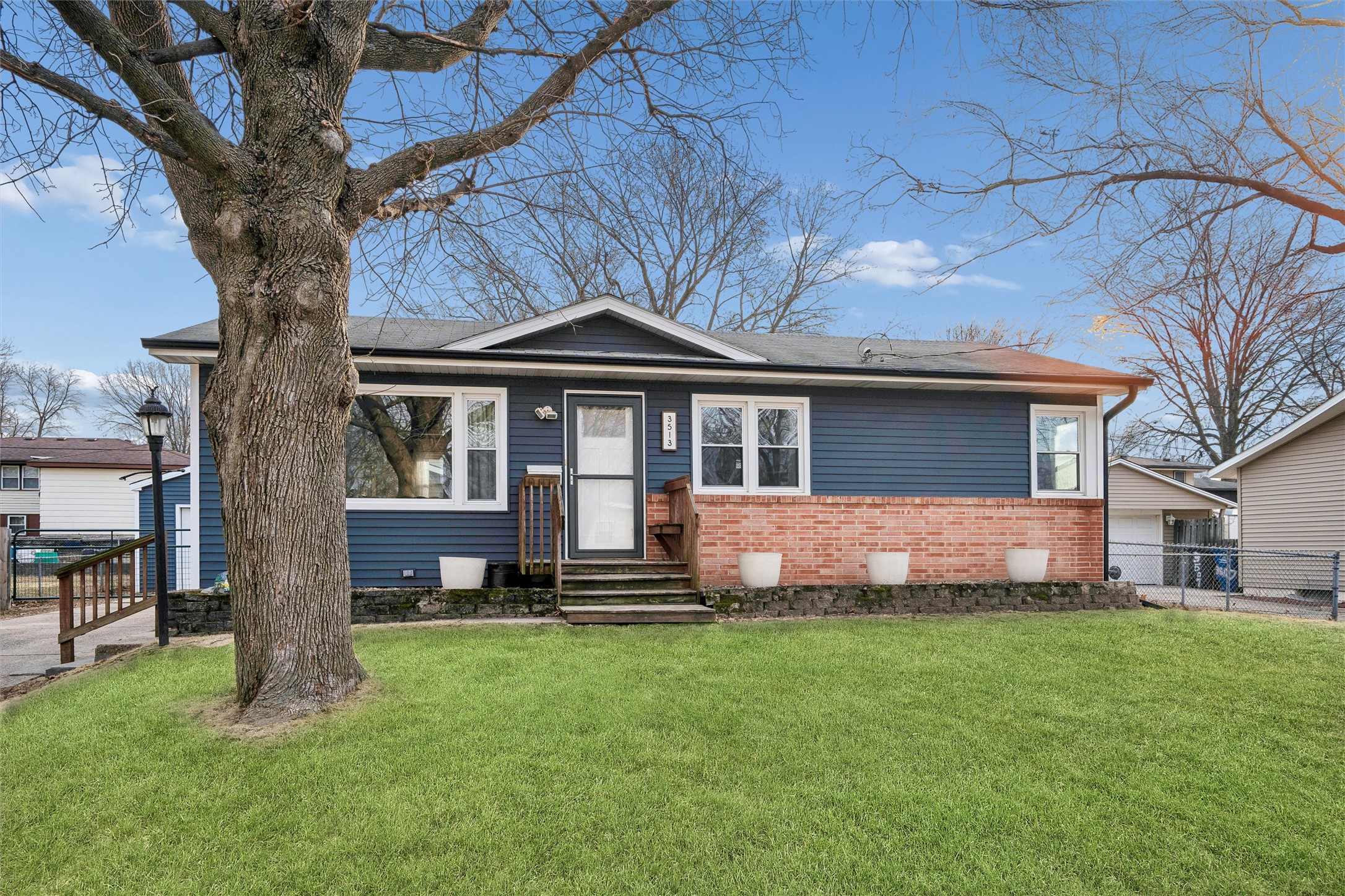 3513 E 38th Court