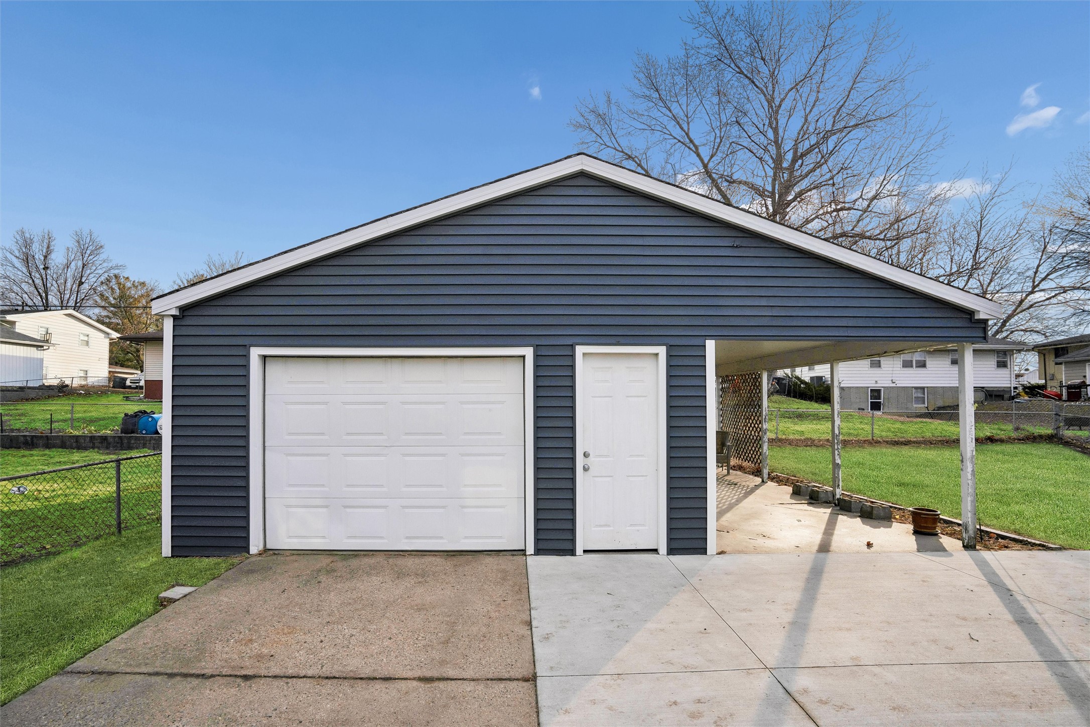 3513 E 38th Court