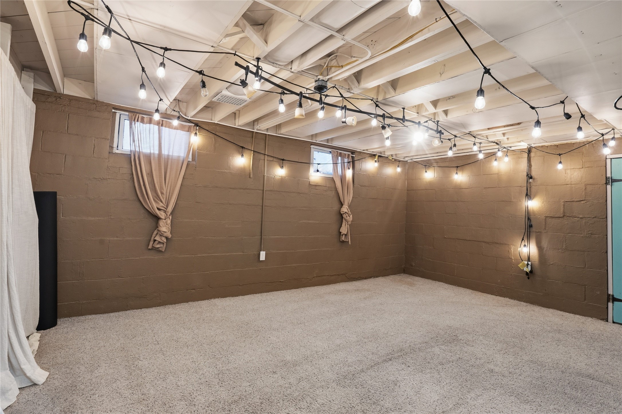 1412 Chautauqua Parkway