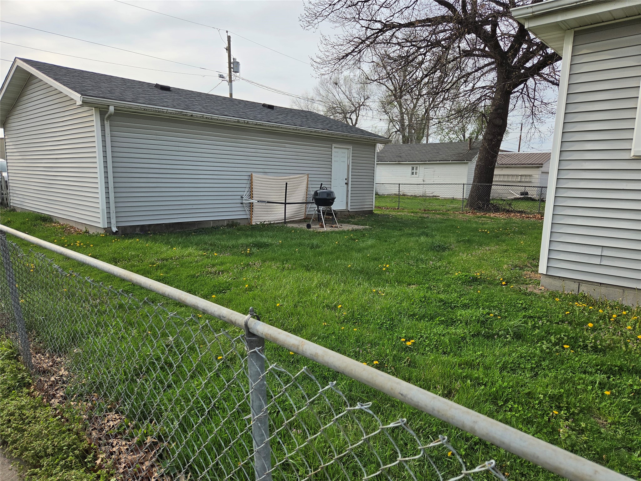 200 3rd Street