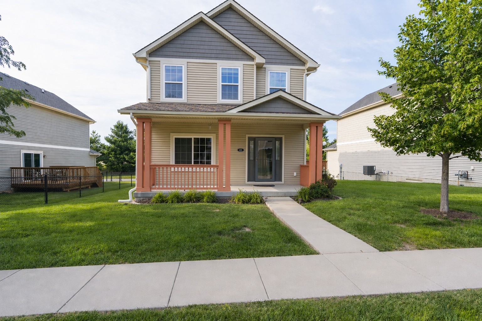 45 SE Booth Avenue