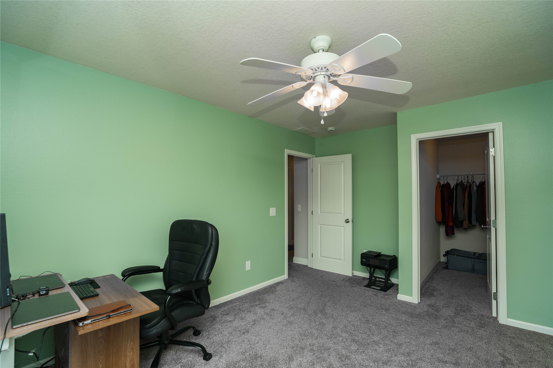 45 SE Booth Avenue
