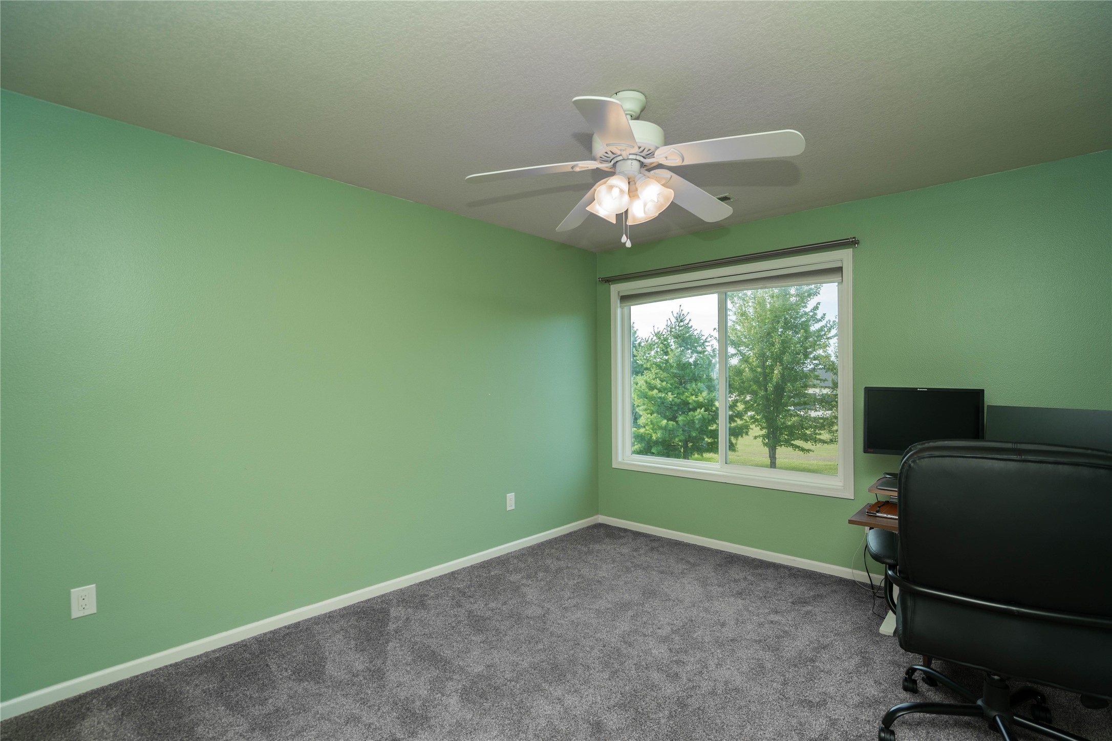 45 SE Booth Avenue