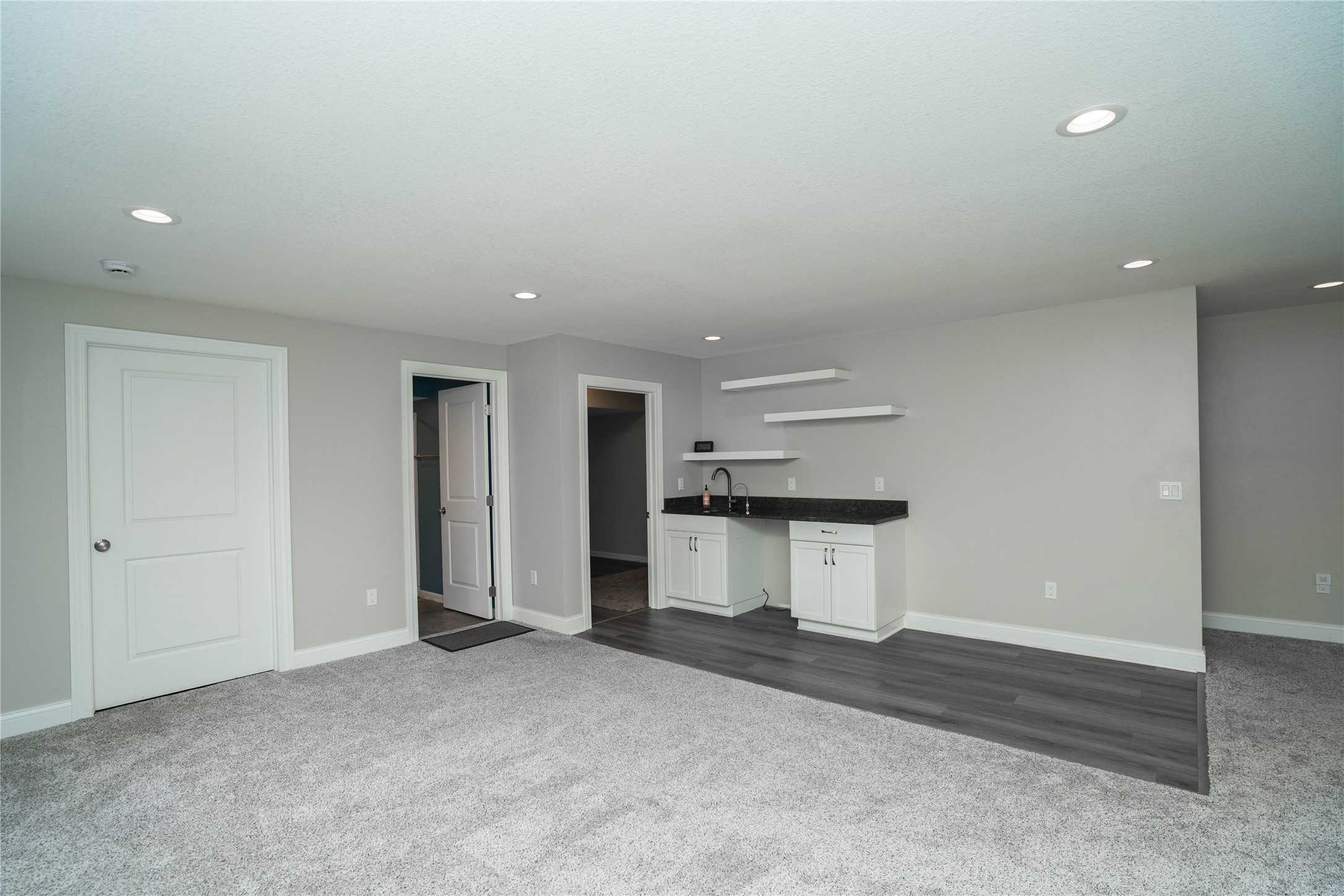 45 SE Booth Avenue