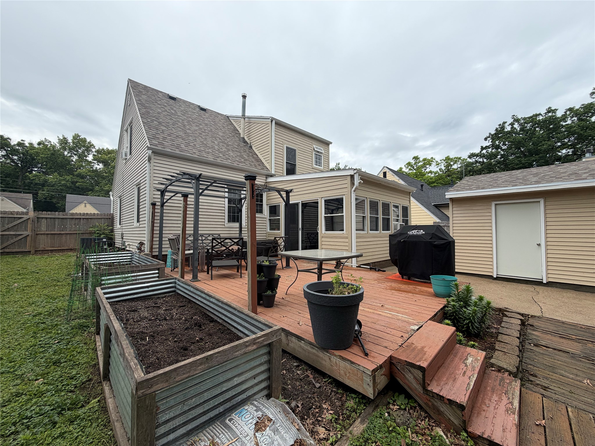 2317 33rd Street