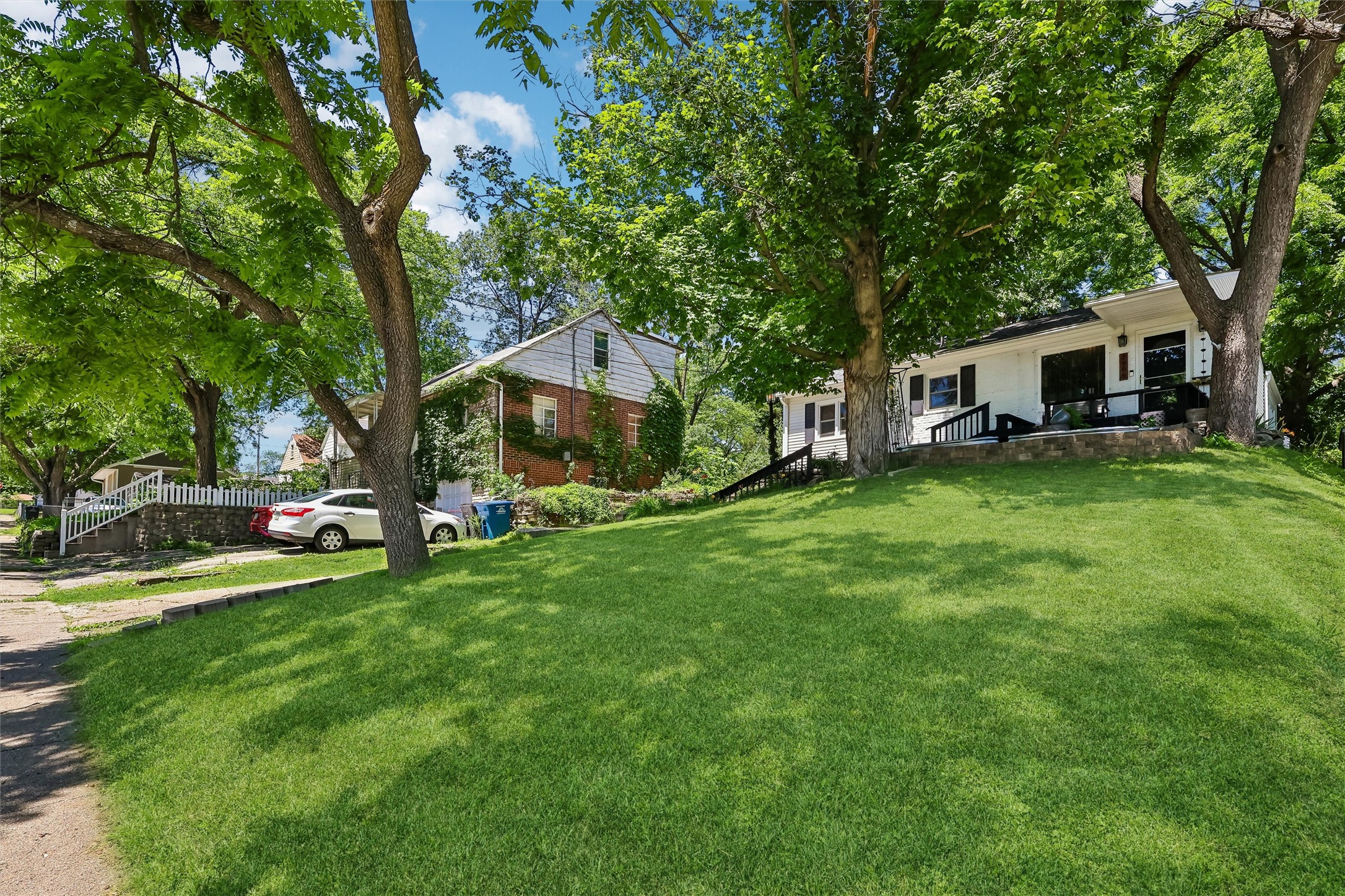 2905 Holcomb Avenue