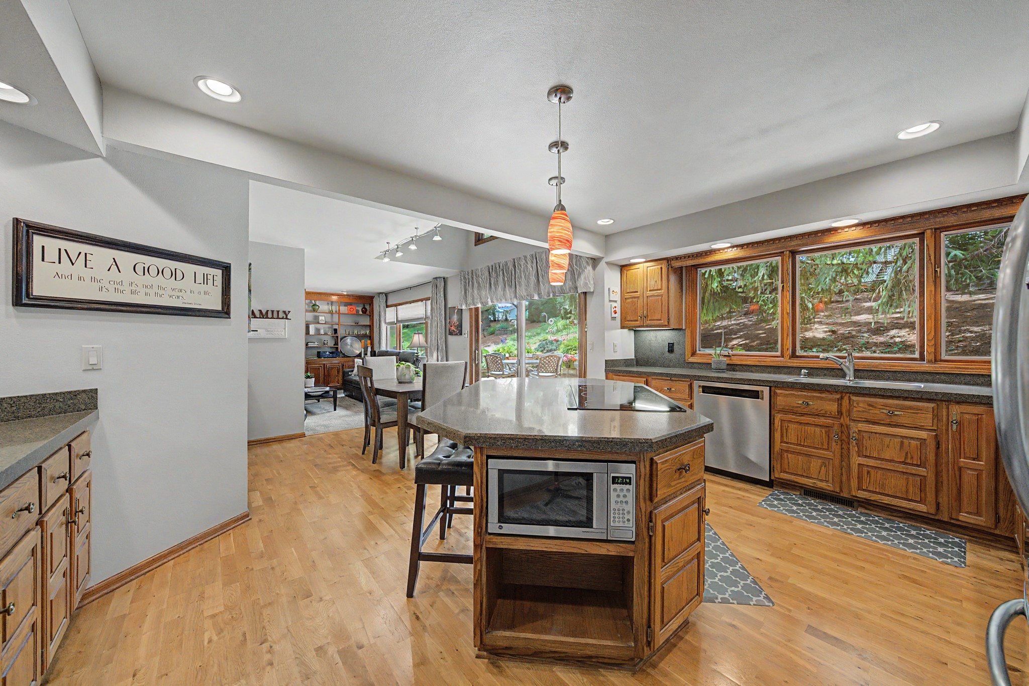 9618 Alpine Drive