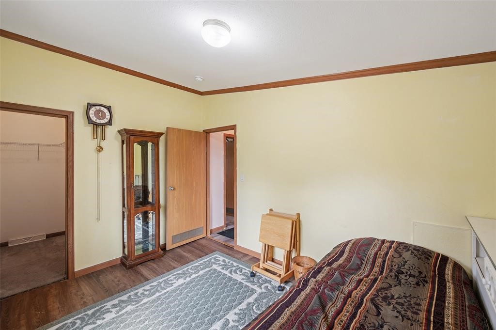4555 NE 34th Court