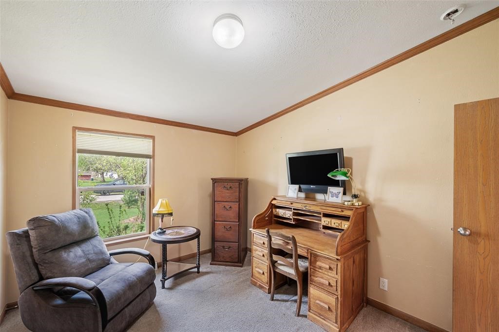 4555 NE 34th Court