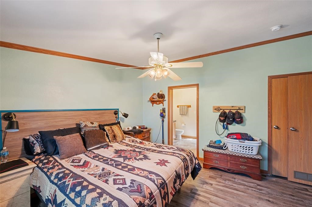 4555 NE 34th Court