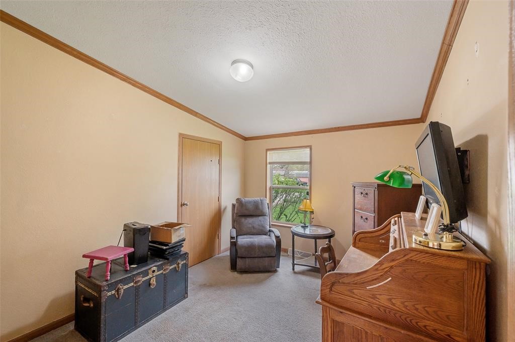 4555 NE 34th Court