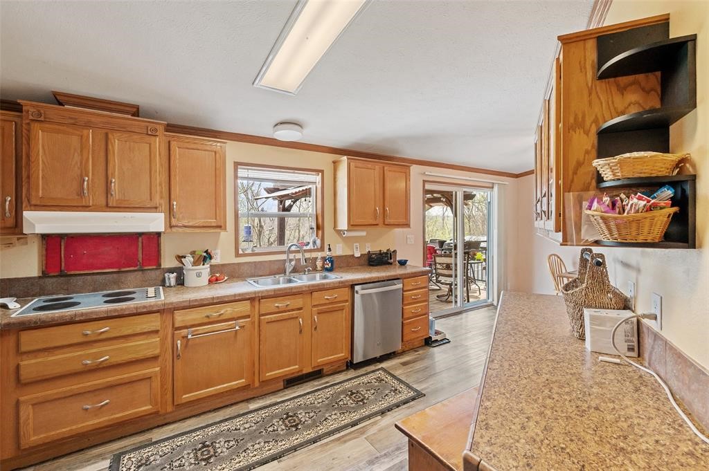 4555 NE 34th Court