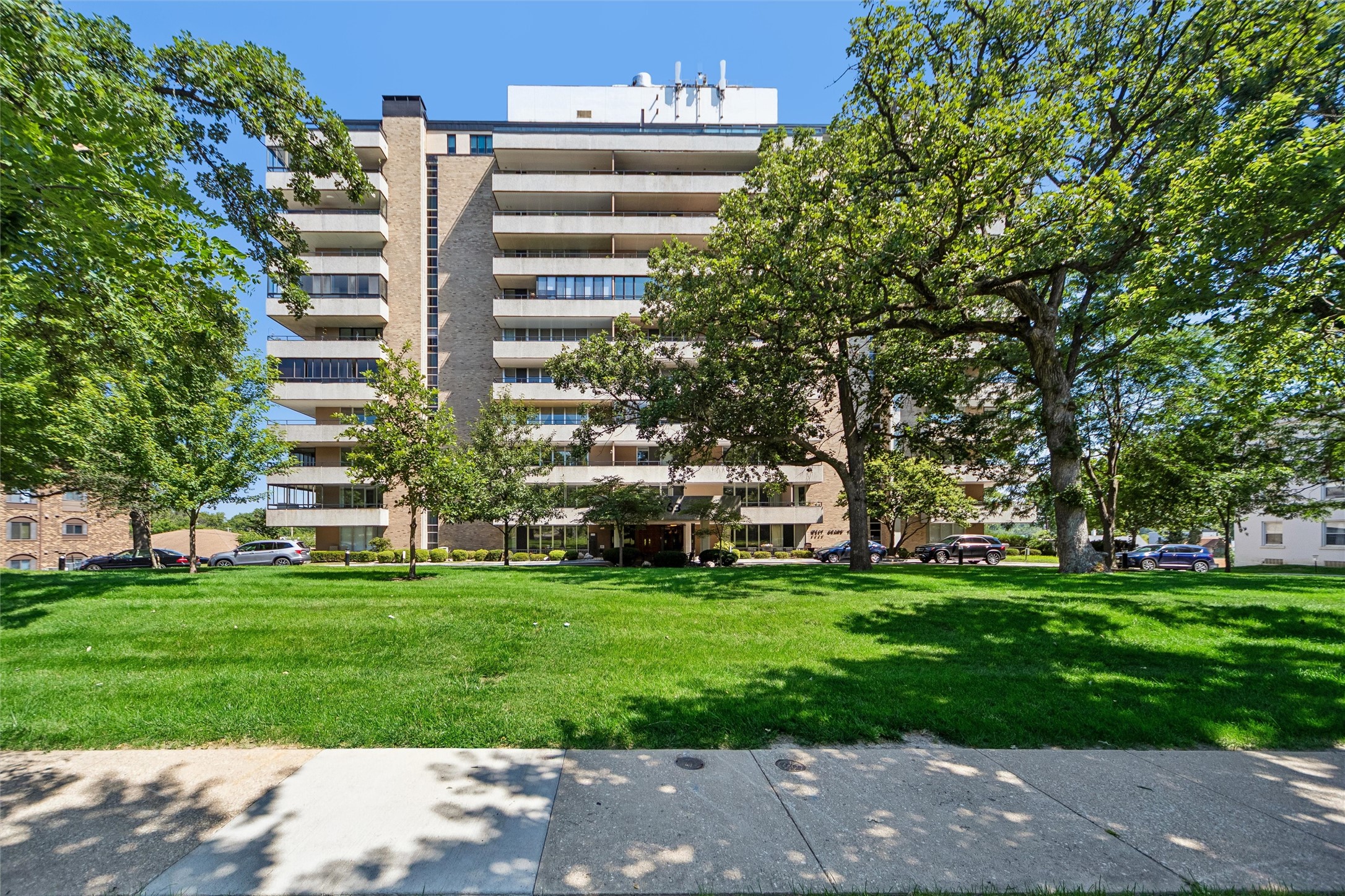 3663 Grand Avenue 906 & 907