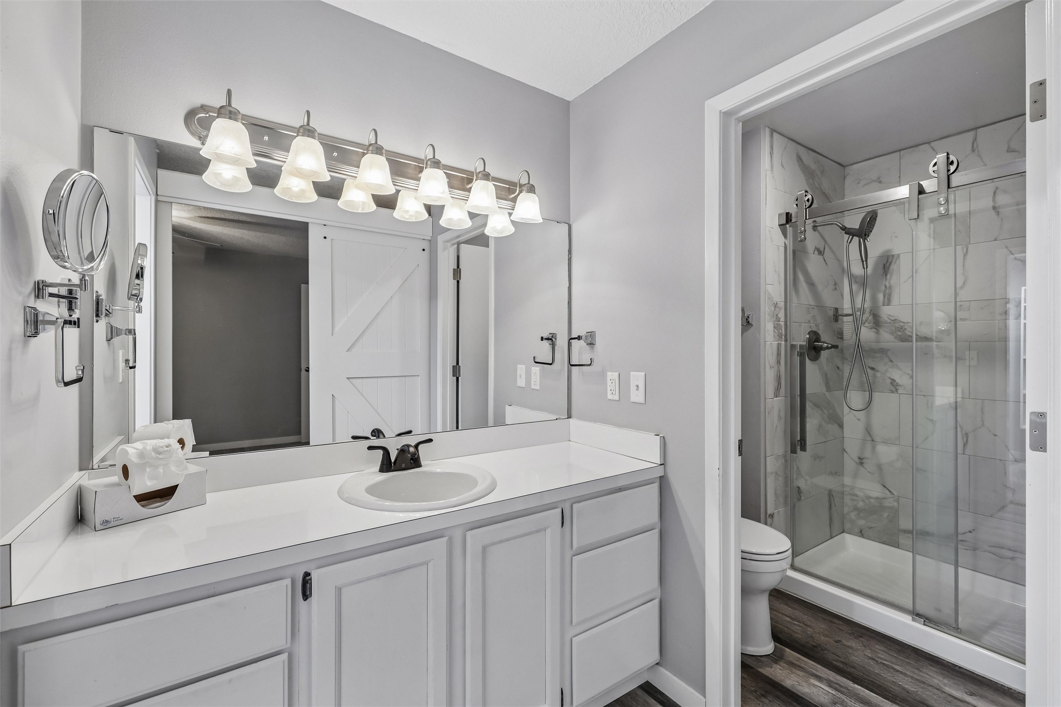 7020 Oak Brook Drive