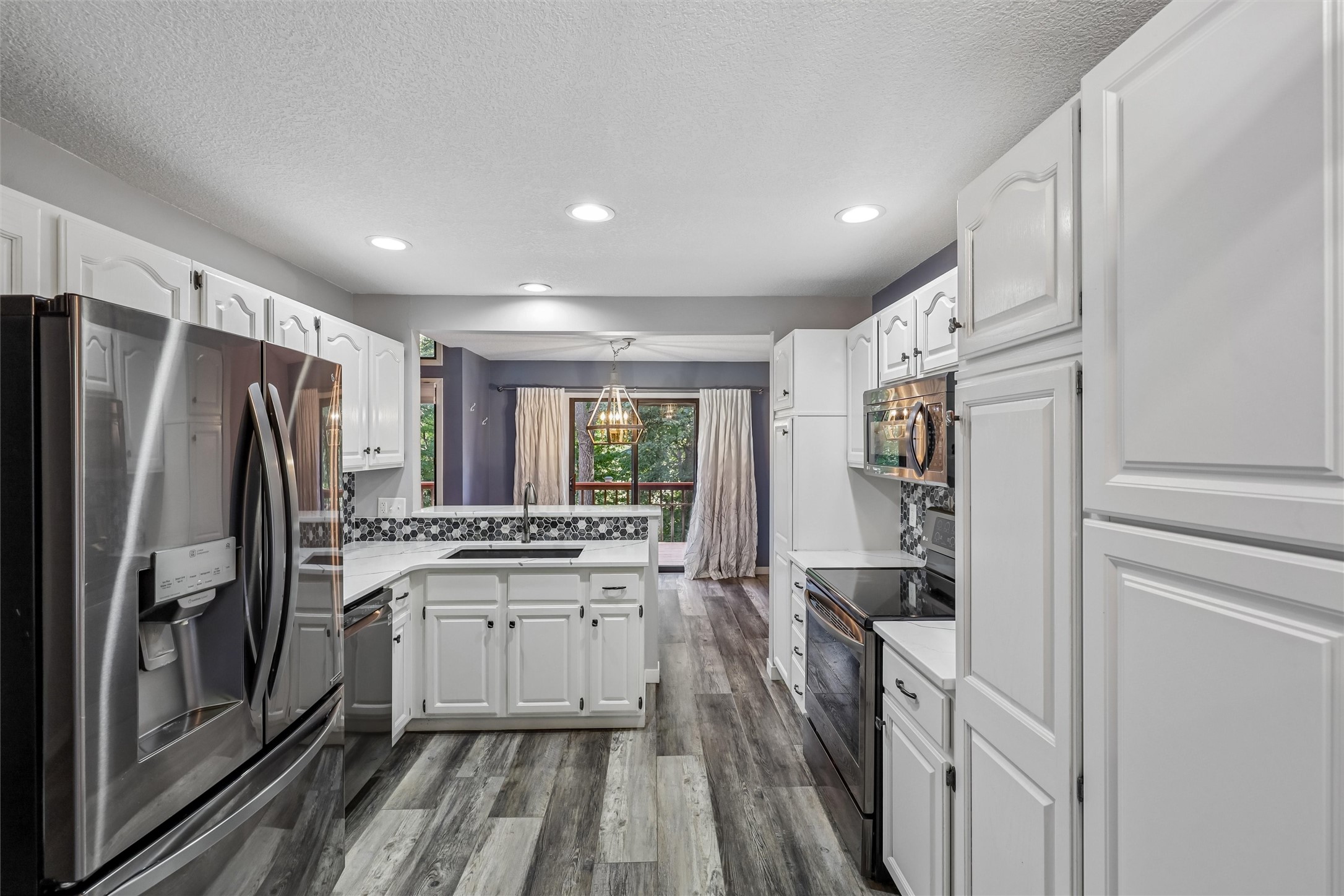 7020 Oak Brook Drive