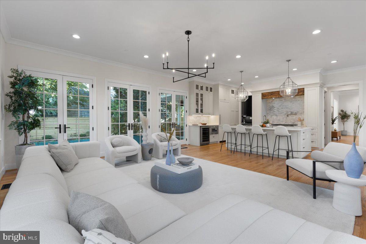 5002 HURST TERRACE NW