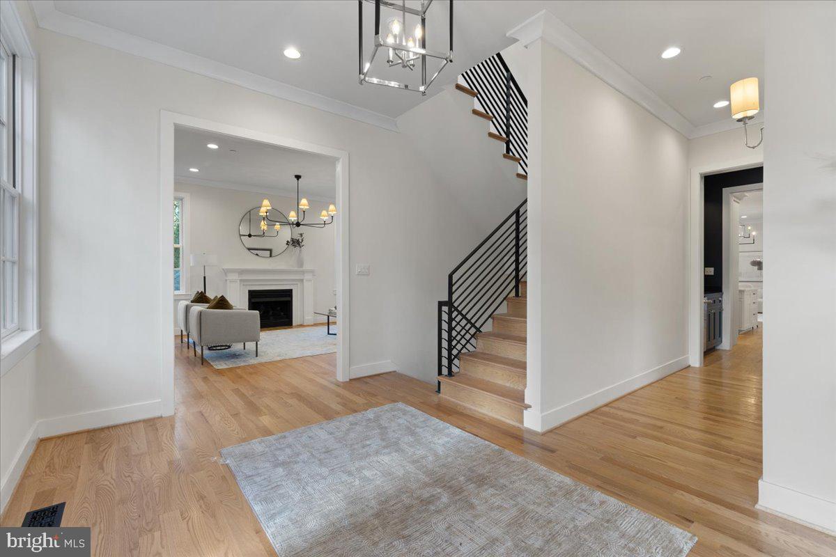 5002 HURST TERRACE NW