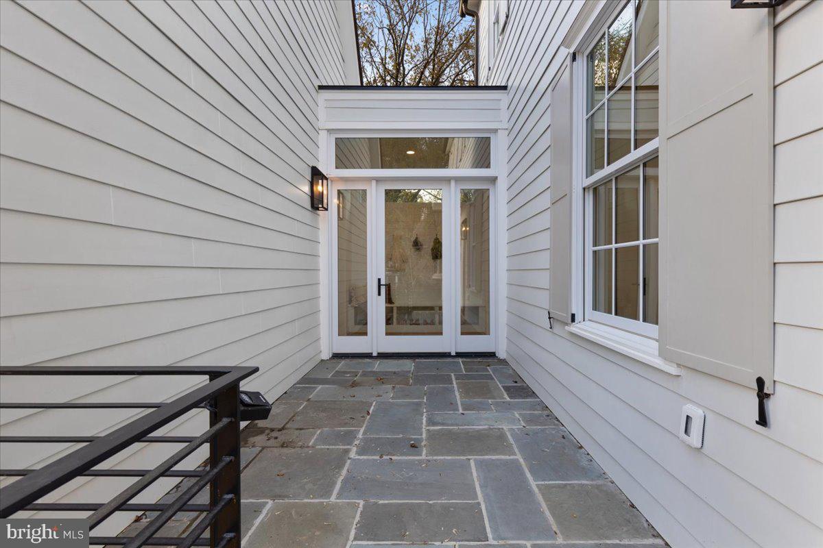 5002 HURST TERRACE NW