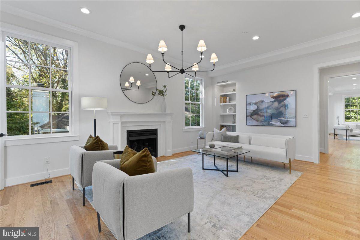 5002 HURST TERRACE NW