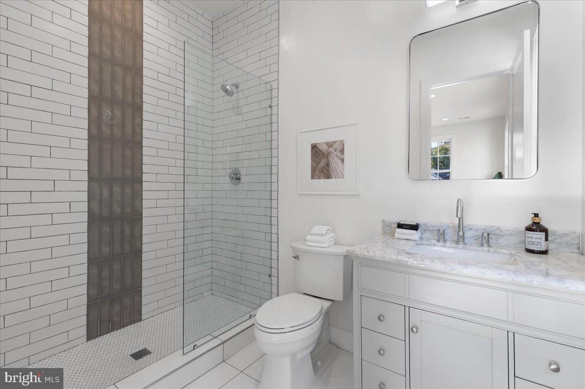 5002 HURST TERRACE NW