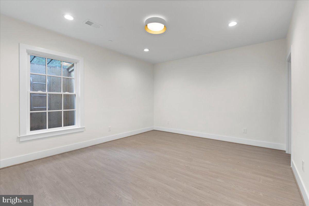 5002 HURST TERRACE NW