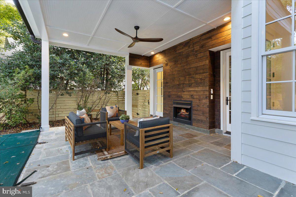 5002 HURST TERRACE NW