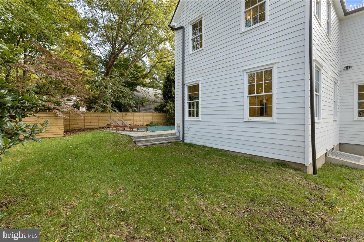 5002 HURST TERRACE NW