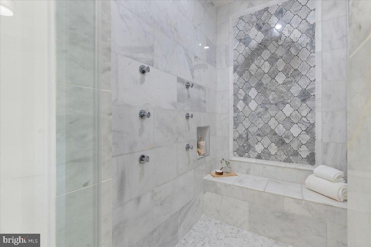 5002 HURST TERRACE NW