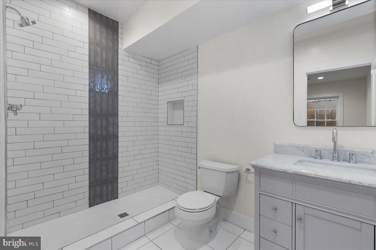 5002 HURST TERRACE NW