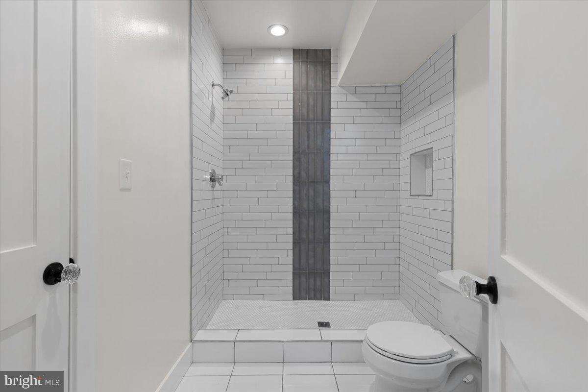 5002 HURST TERRACE NW