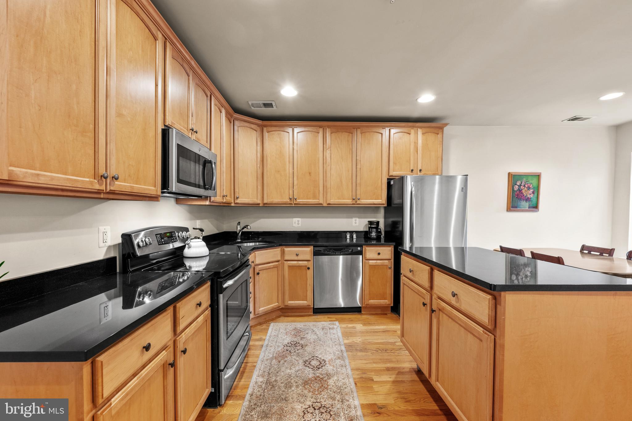 1322 W STREET NW 301