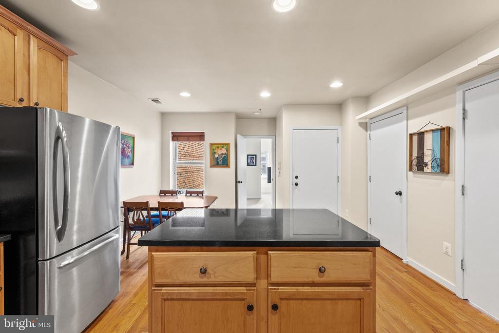 1322 W STREET NW 301