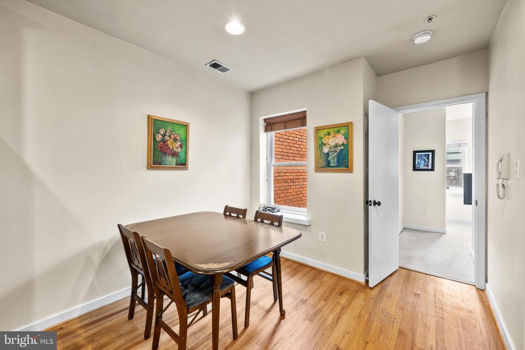 1322 W STREET NW 301