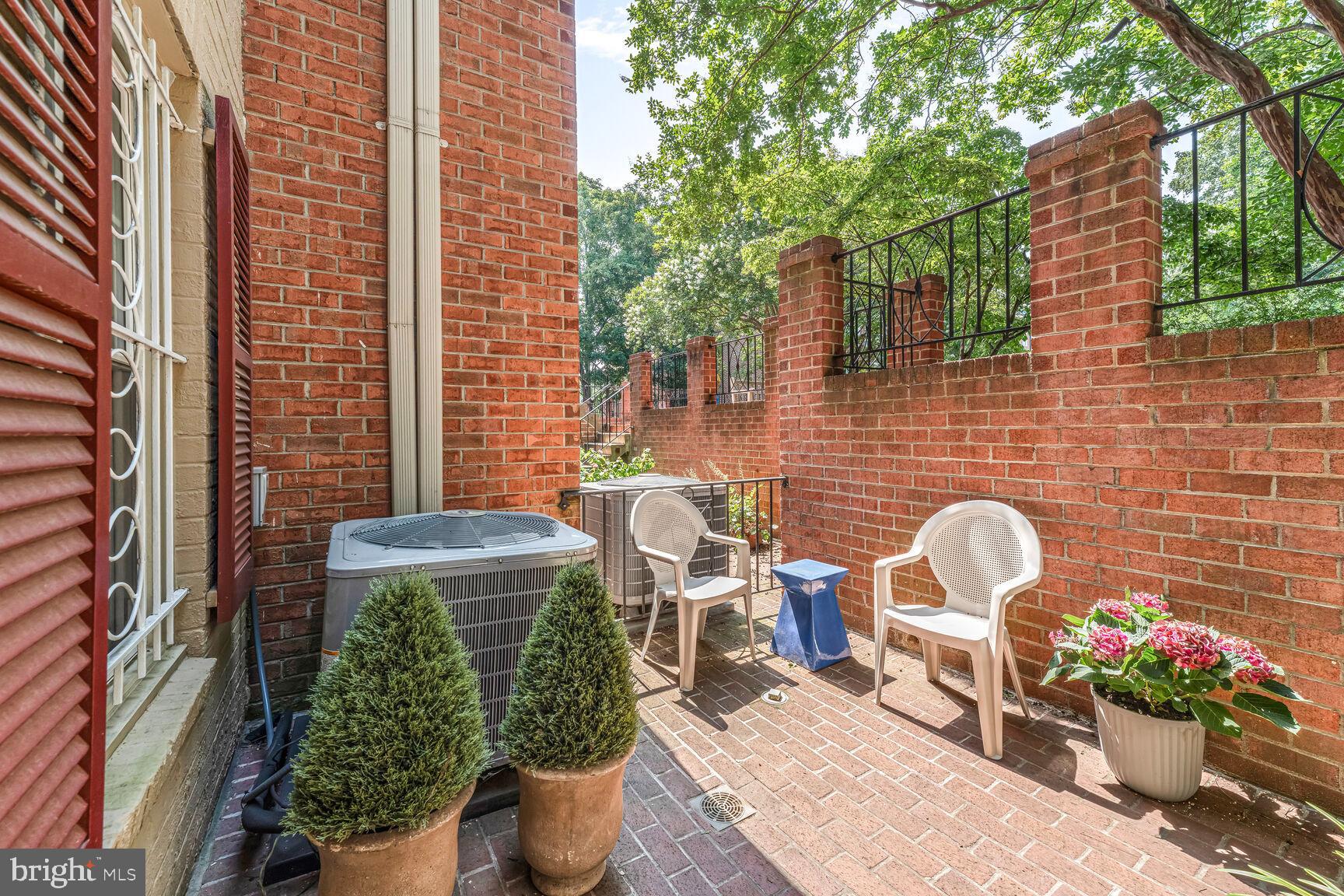 1618 BELMONT STREET NW D