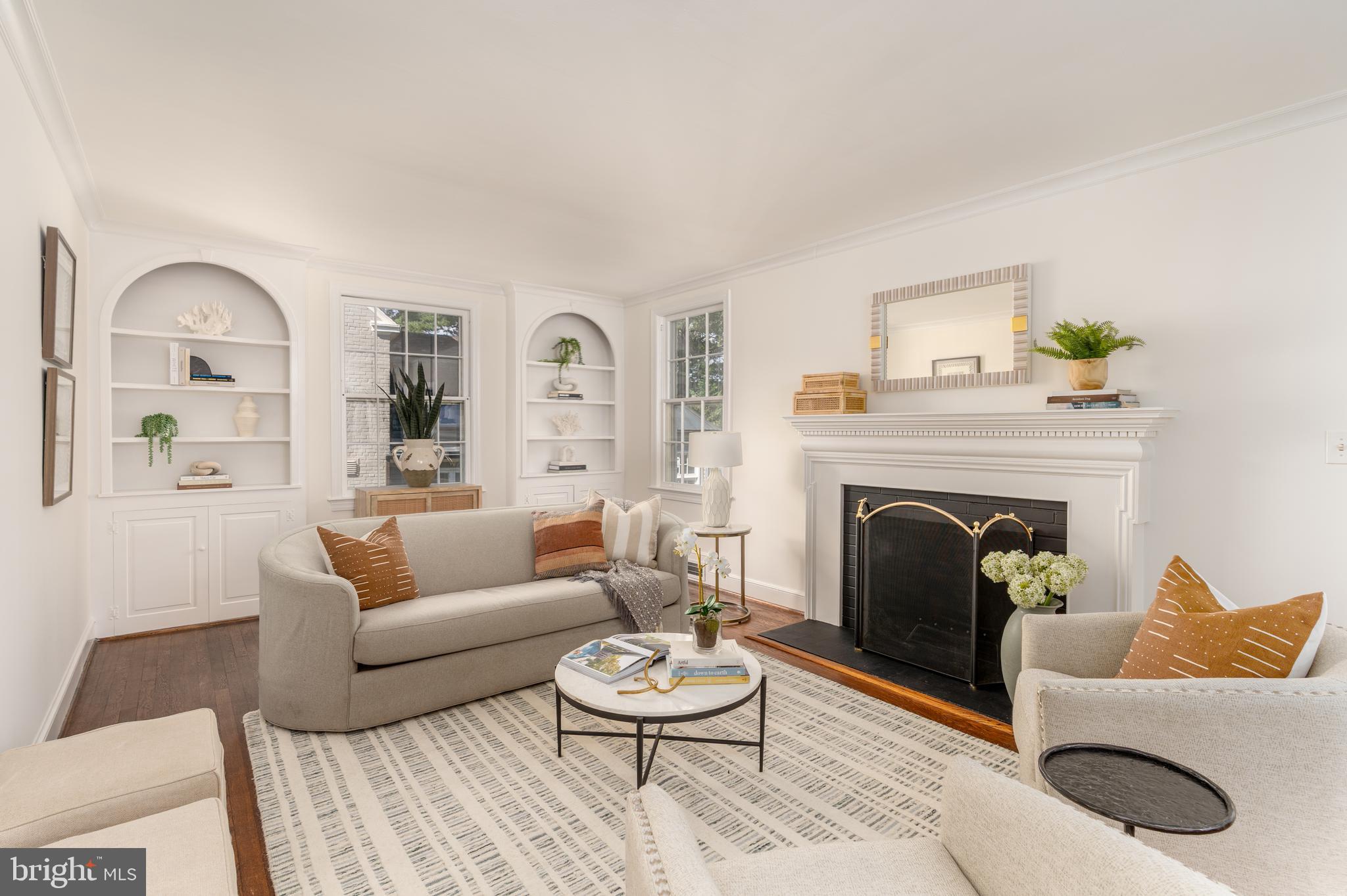 4205 WARREN STREET NW