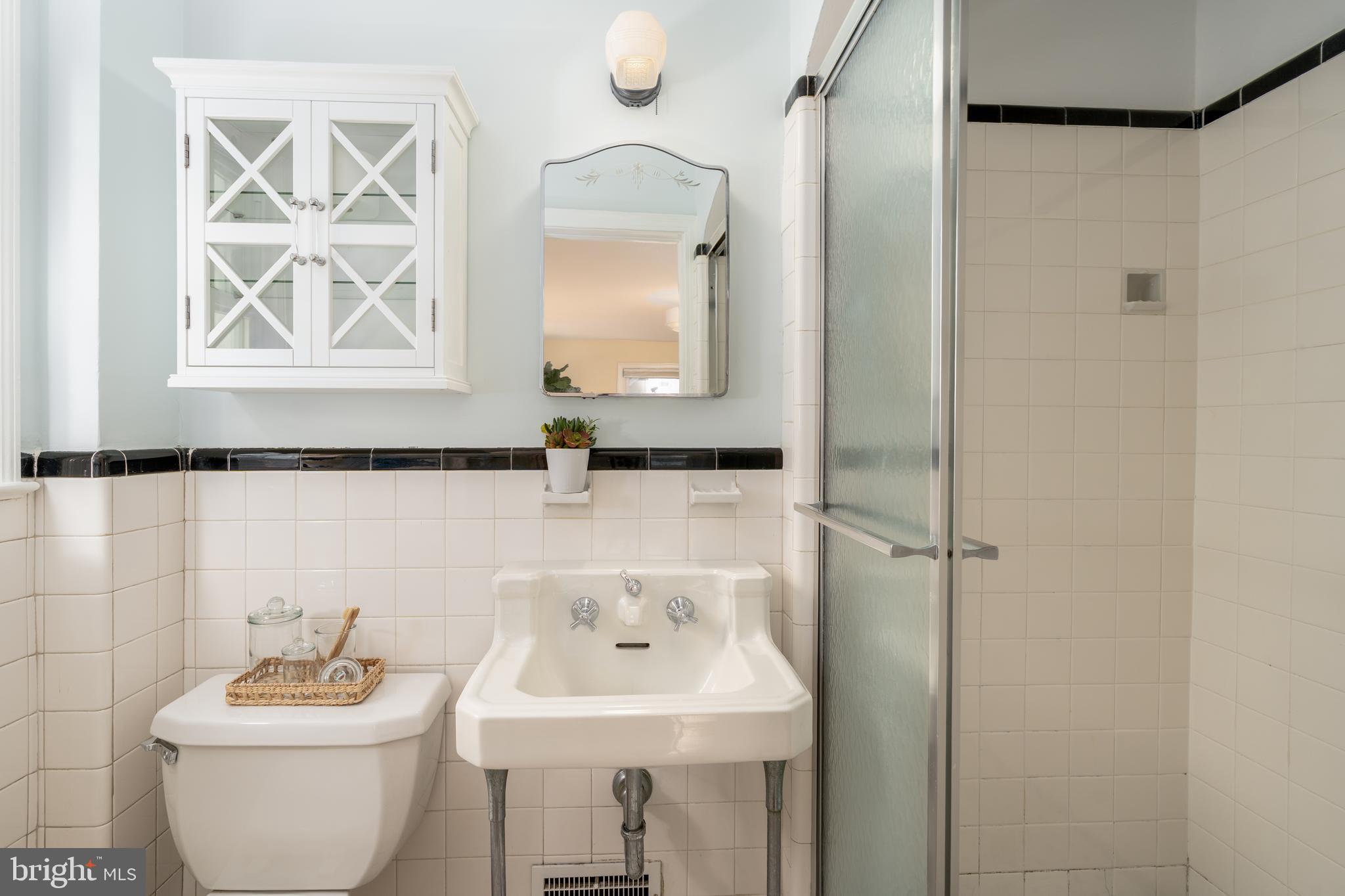 4205 WARREN STREET NW