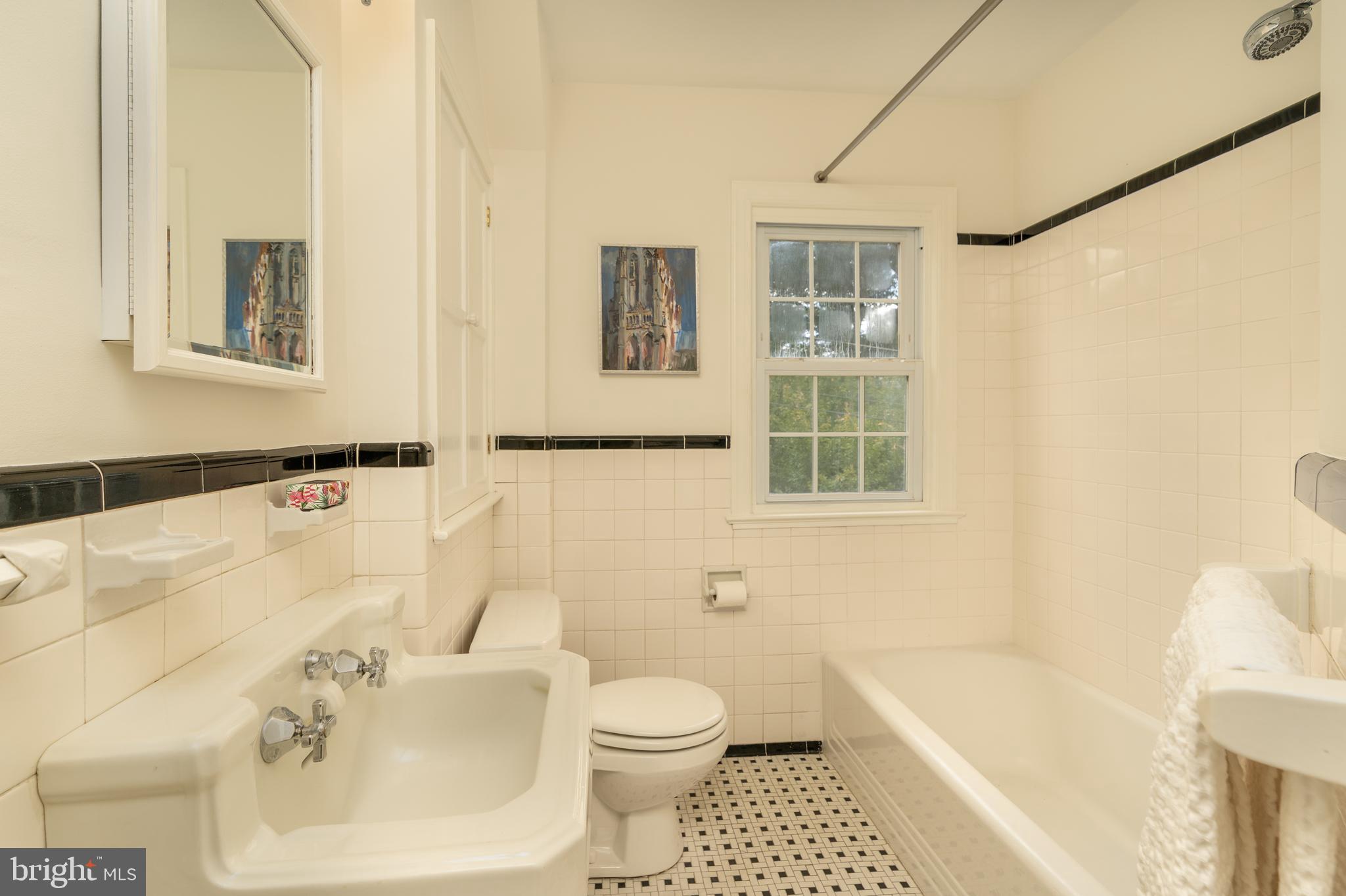 4205 WARREN STREET NW