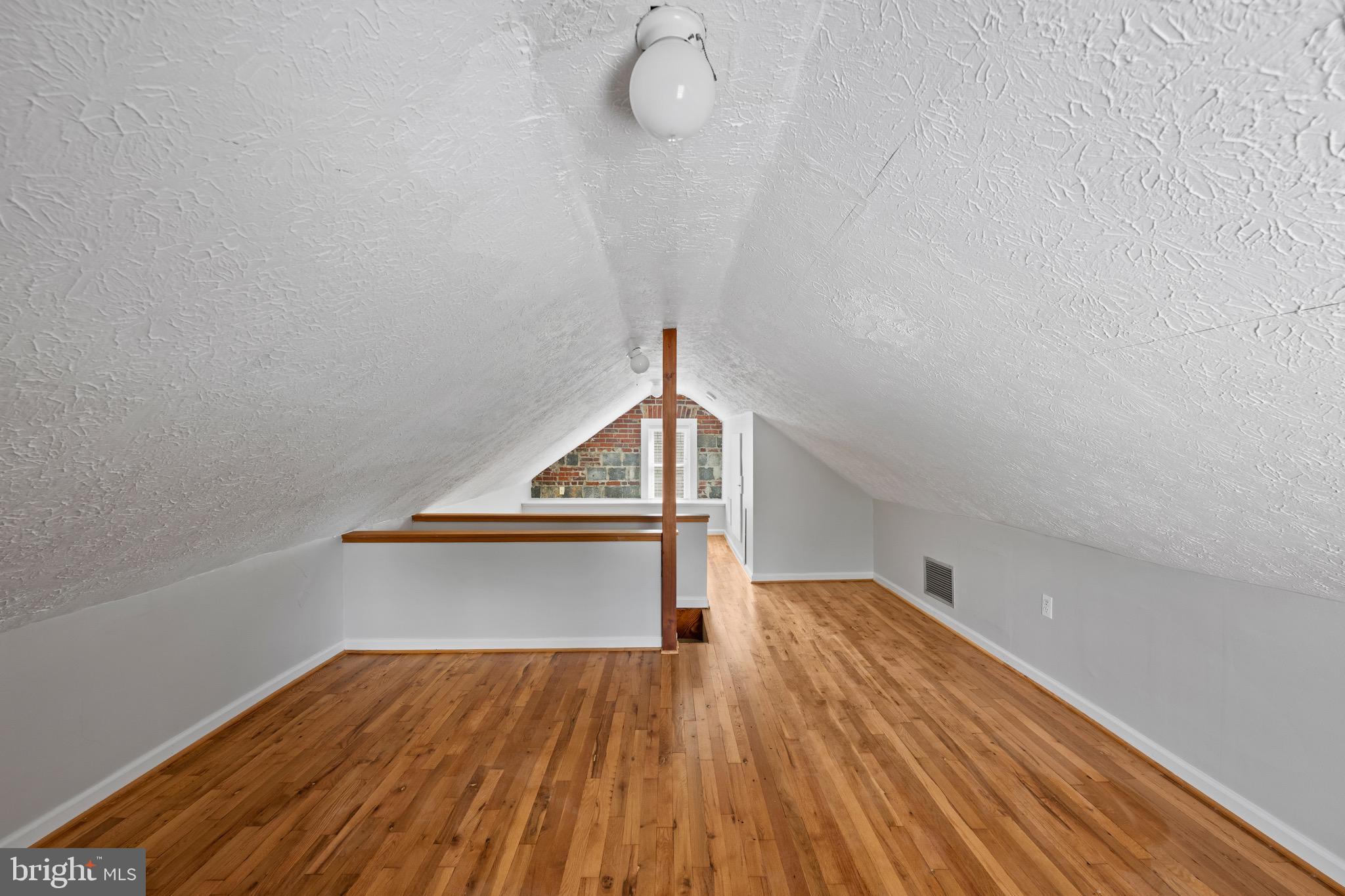 4714 UPTON STREET NW