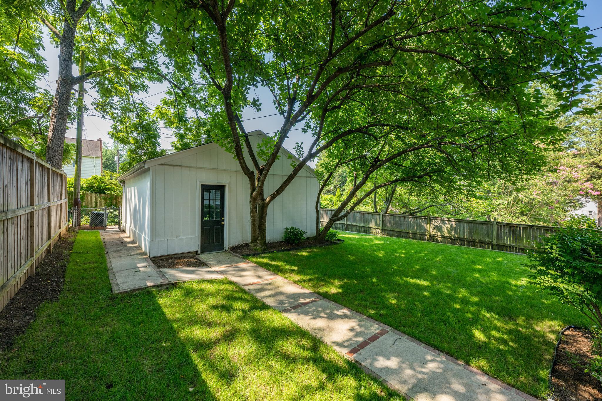 4714 UPTON STREET NW