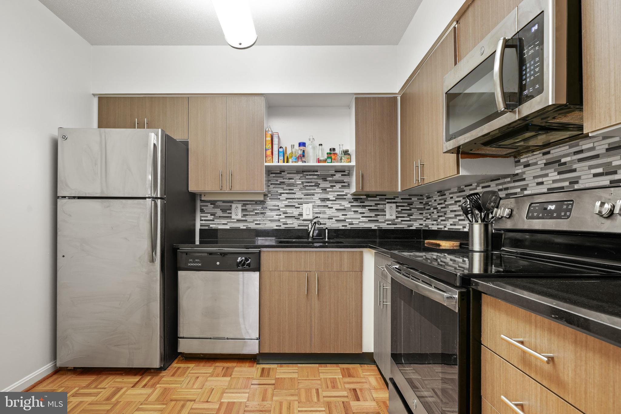 1200 23RD STREET NW 703