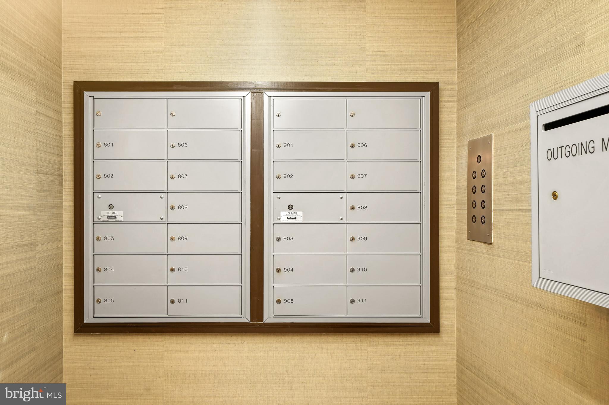 1200 23RD STREET NW 703