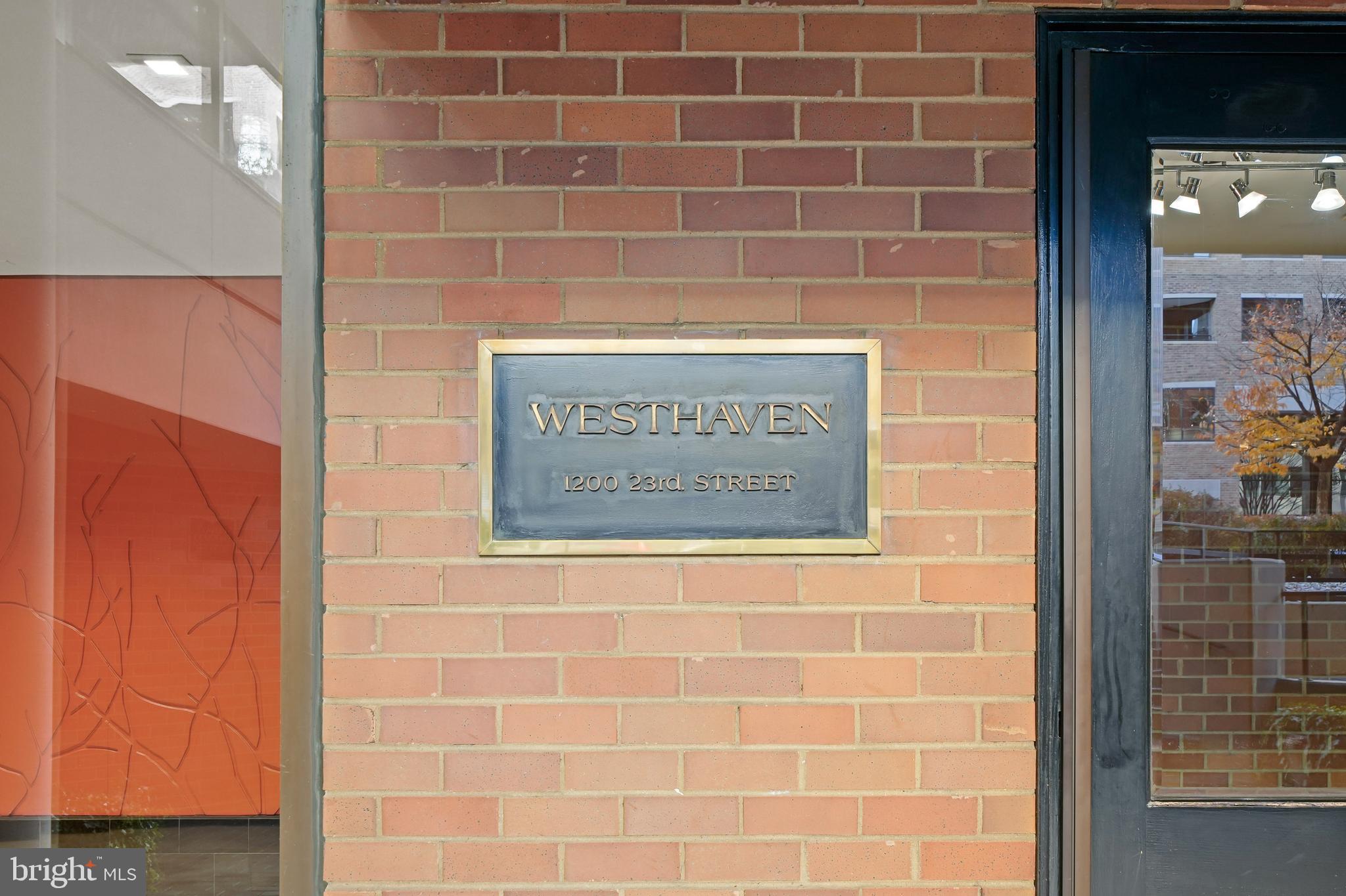 1200 23RD STREET NW 703