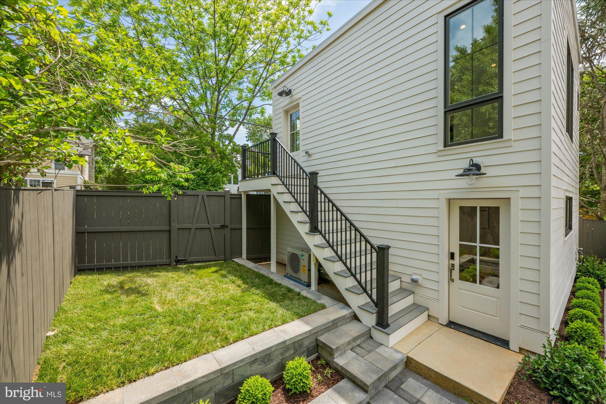 4631 49TH STREET NW