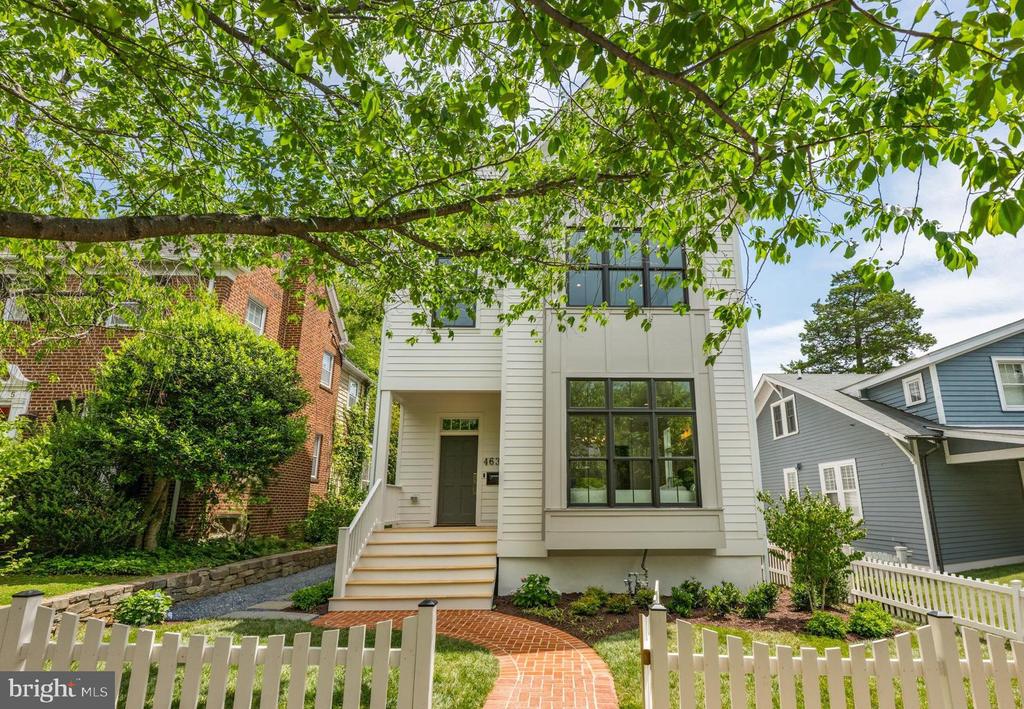 4631 49TH STREET NW