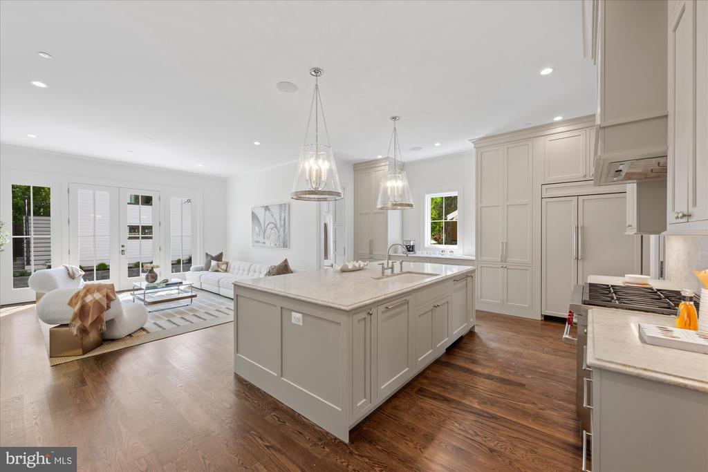 4631 49TH STREET NW