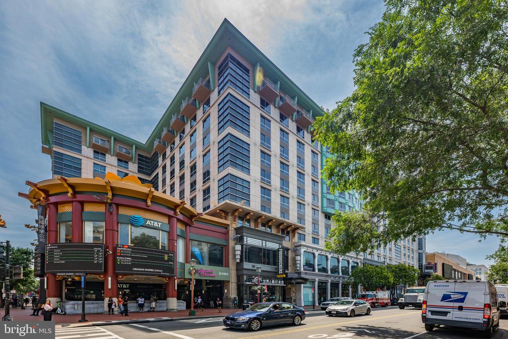 777 7TH STREET NW Unit: 1021