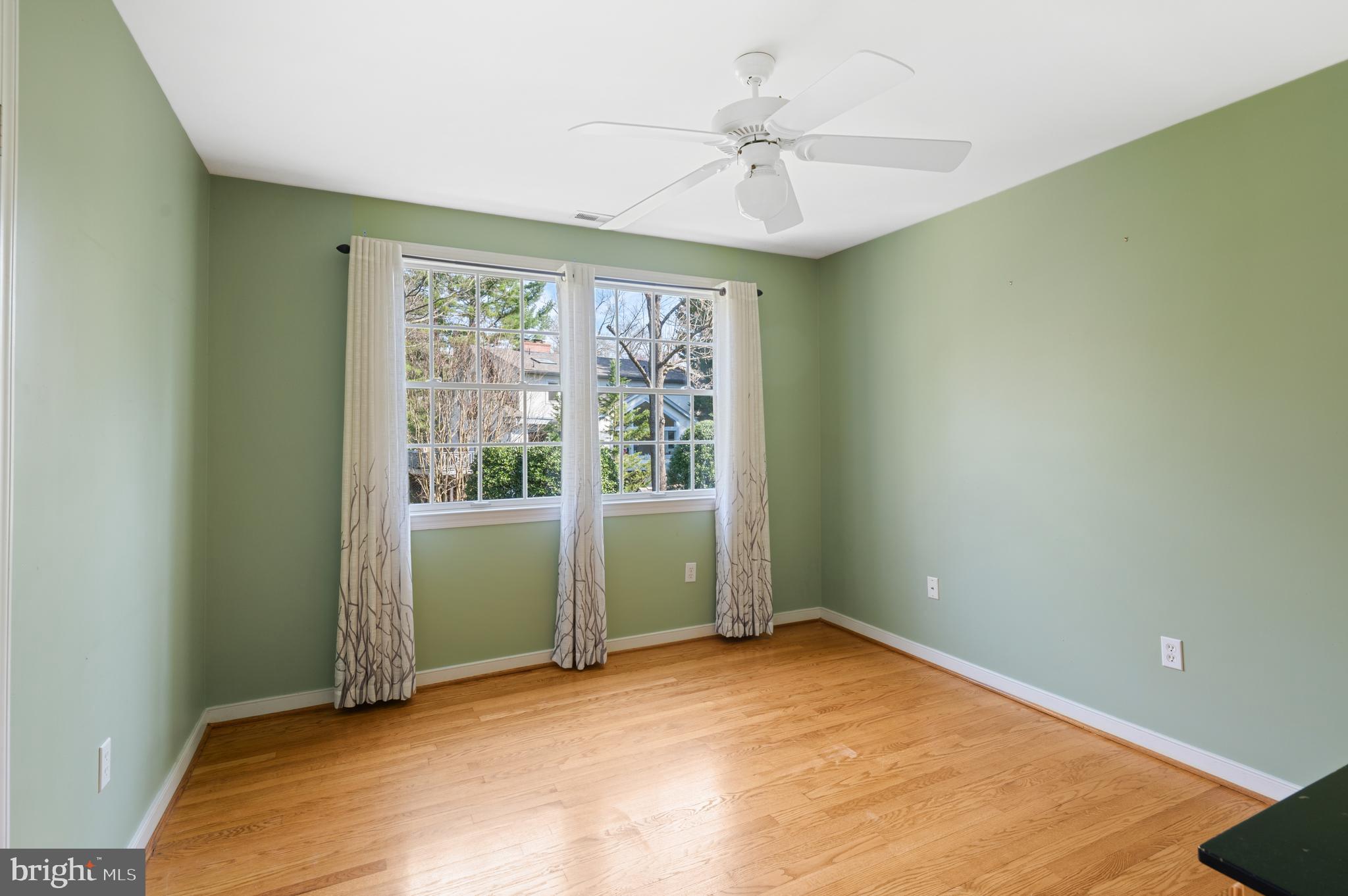 4835 DRUMMOND AVENUE