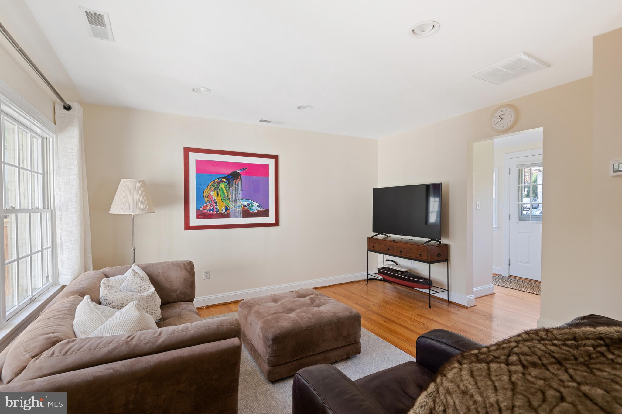 4835 DRUMMOND AVENUE