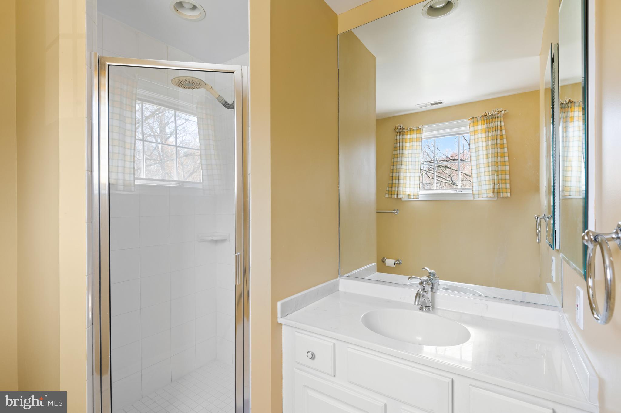 4835 DRUMMOND AVENUE